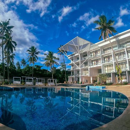 ורקלה Elixir Cliff Beach Resort And Spa מראה חיצוני תמונה