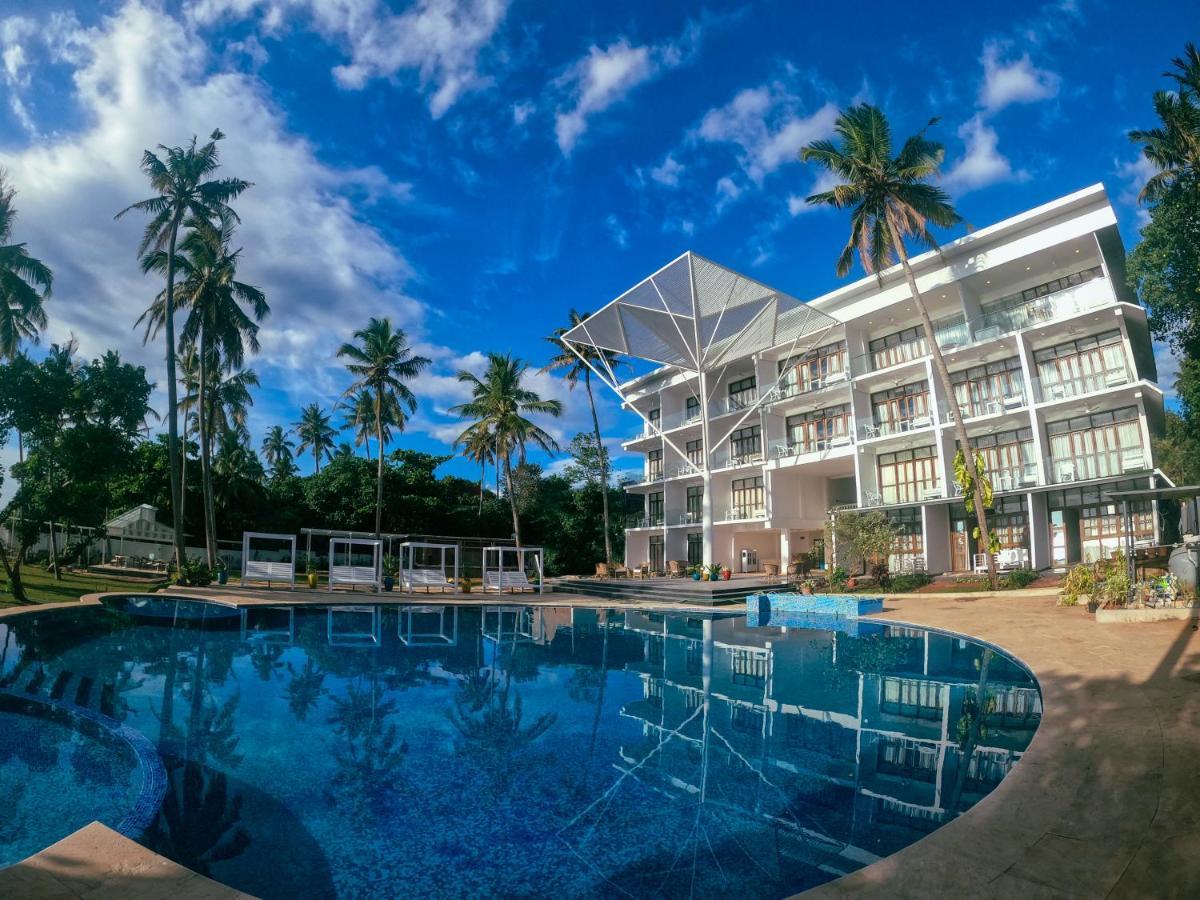 ורקלה Elixir Cliff Beach Resort And Spa מראה חיצוני תמונה