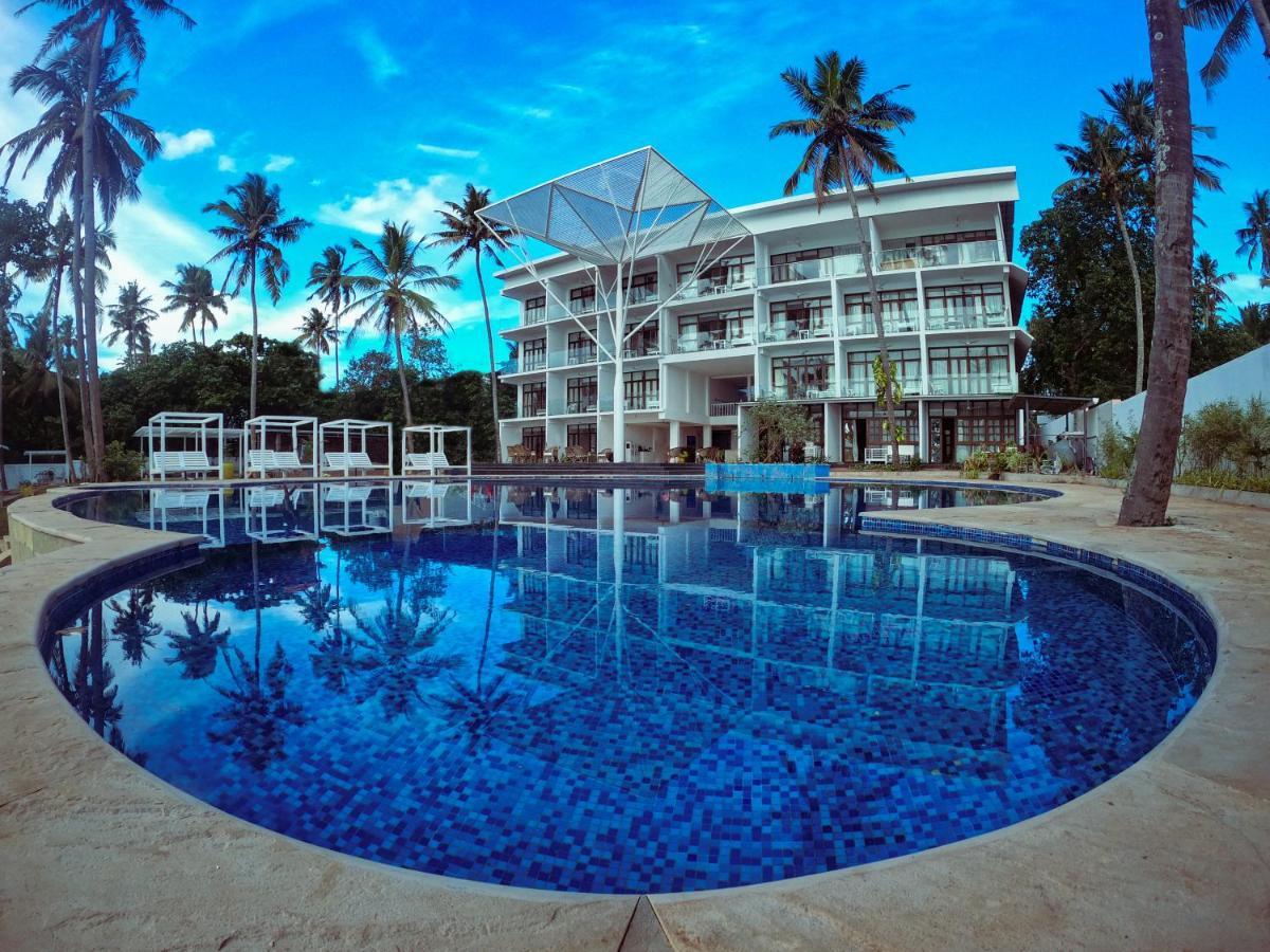 ורקלה Elixir Cliff Beach Resort And Spa מראה חיצוני תמונה