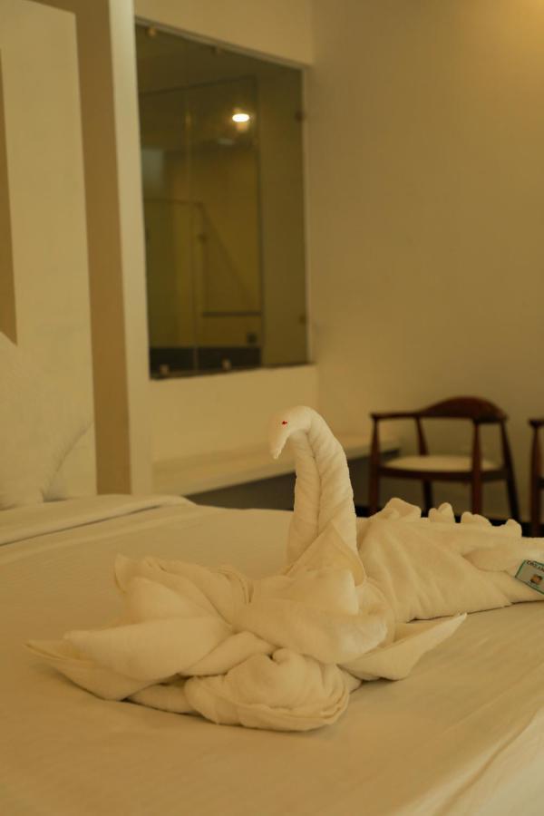 ורקלה Elixir Cliff Beach Resort And Spa מראה חיצוני תמונה